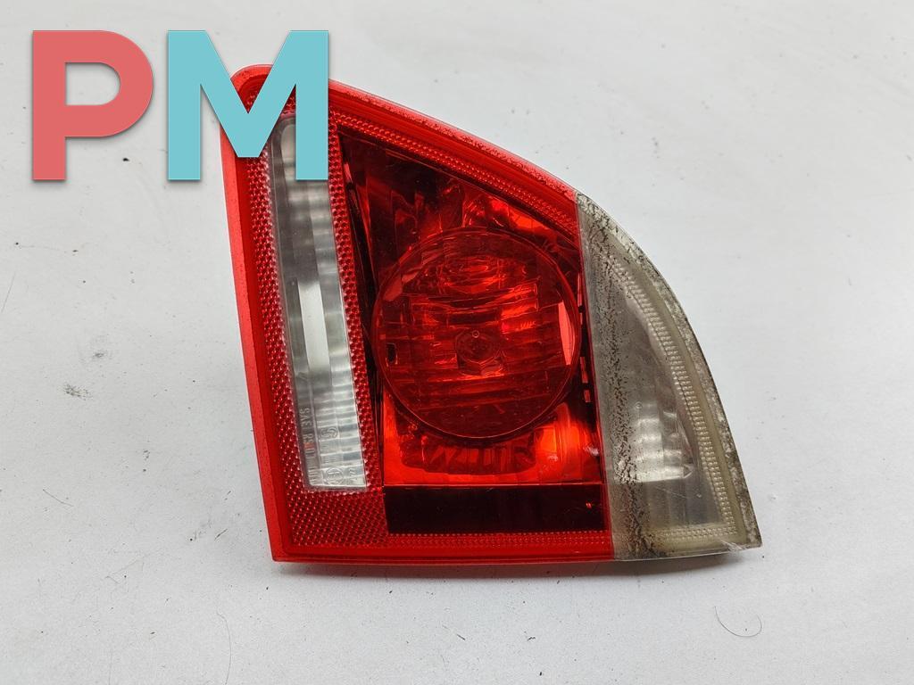 фонарь крышки багажника правый BMW 5 серия E60/E61 2004, 2.5 л., дизель, АКПП, чёрный, универсал - фото №1