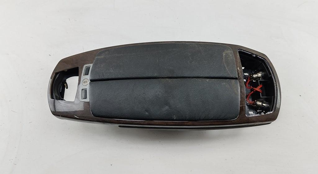 подлокотник BMW 7 E65/E66 2003, 4.4 л., бензин, АКПП, серый, седан, 7011600