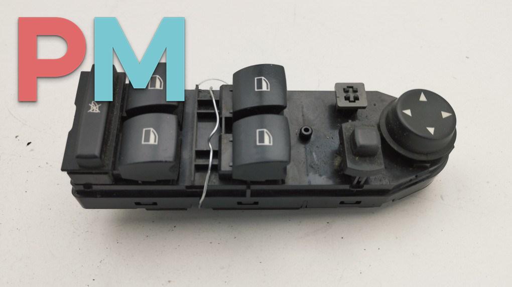 блок управления стеклоподъемниками BMW 5 серия E60/E61 2004, 2.2 л., бензин, АКПП, серый, седан, 6943241 - фото №1