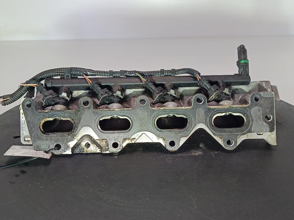 топливная рампа Renault Megane 3 поколение 2008, цвет, 8200135504 - фото №1