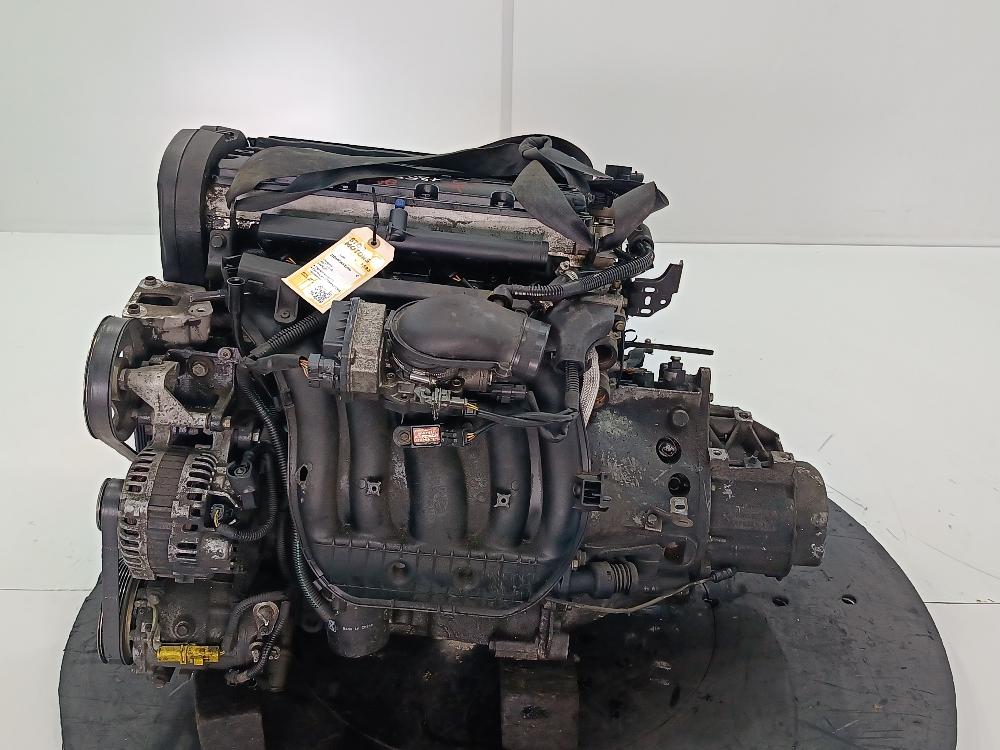 двигатель Peugeot 407 1 поколение 2007, цвет, EW10D - фото №1