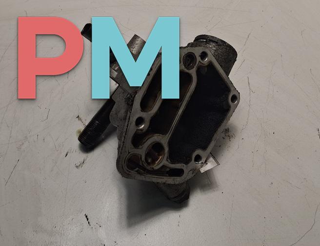 корпус масляного фильтра Audi A4 B6 2001, 1.8 л., Ti, бензин, МКПП, седан - фото №1