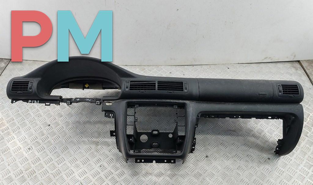 панель передняя салона (торпедо) Volkswagen Passat B5 1997, 1.9 л., дизель, МКПП, серый, седан - фото №1
