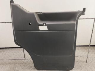 обшивка двери передняя правая Volkswagen Transporter T4 1996, 2.4 л., дизель, МКПП, красный, микроавтобус