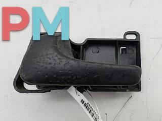 ручка внутренняя передняя левая Volkswagen Passat B4 1995, 1.8 л., бензин, МКПП, красный, универсал, 3A0837235