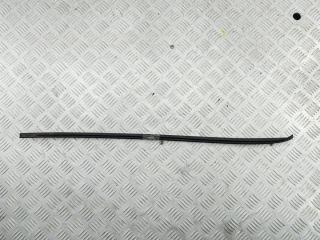 молдинг лобового стекла Volkswagen Passat B6 2005, 2.0 л., дизель, МКПП, серый, универсал, 3C0854327A