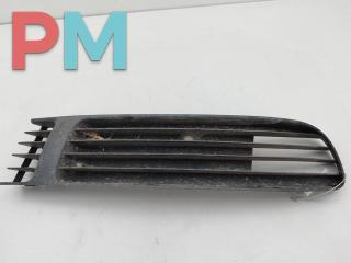 заглушка (решетка) в бампер Volkswagen Passat B5 1998, 1.8 л., бензин, МКПП, синий, универсал, 3B0853678