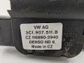 моторчик заслонки печки Volkswagen Passat B6 2007, 2.0 л., дизель, АКПП, чёрный, универсал, 3C1907511B - фото №3