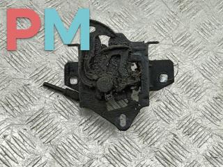 замок капота Volkswagen Passat B5 1998, 1.8 л., бензин, МКПП, синий, универсал, 3B0823509K