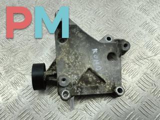 кронштейн компрессора кондиционера Volkswagen Passat B5 1997, 2.3 л., бензин, МКПП, зелёный, седан, 071260885