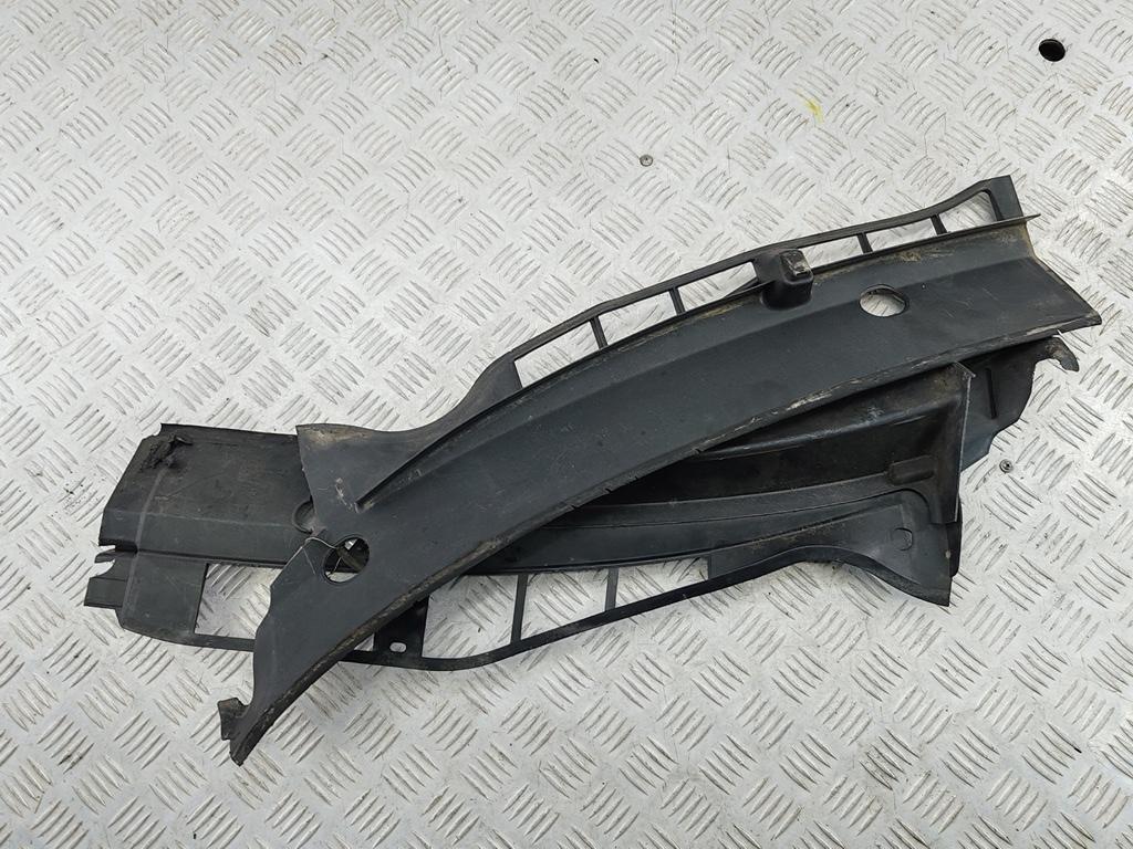 дождевик Skoda Octavia mk1 (A4 1U) 2001, 2.0 л., бензин, МКПП, чёрный, универсал, 1U1819979A