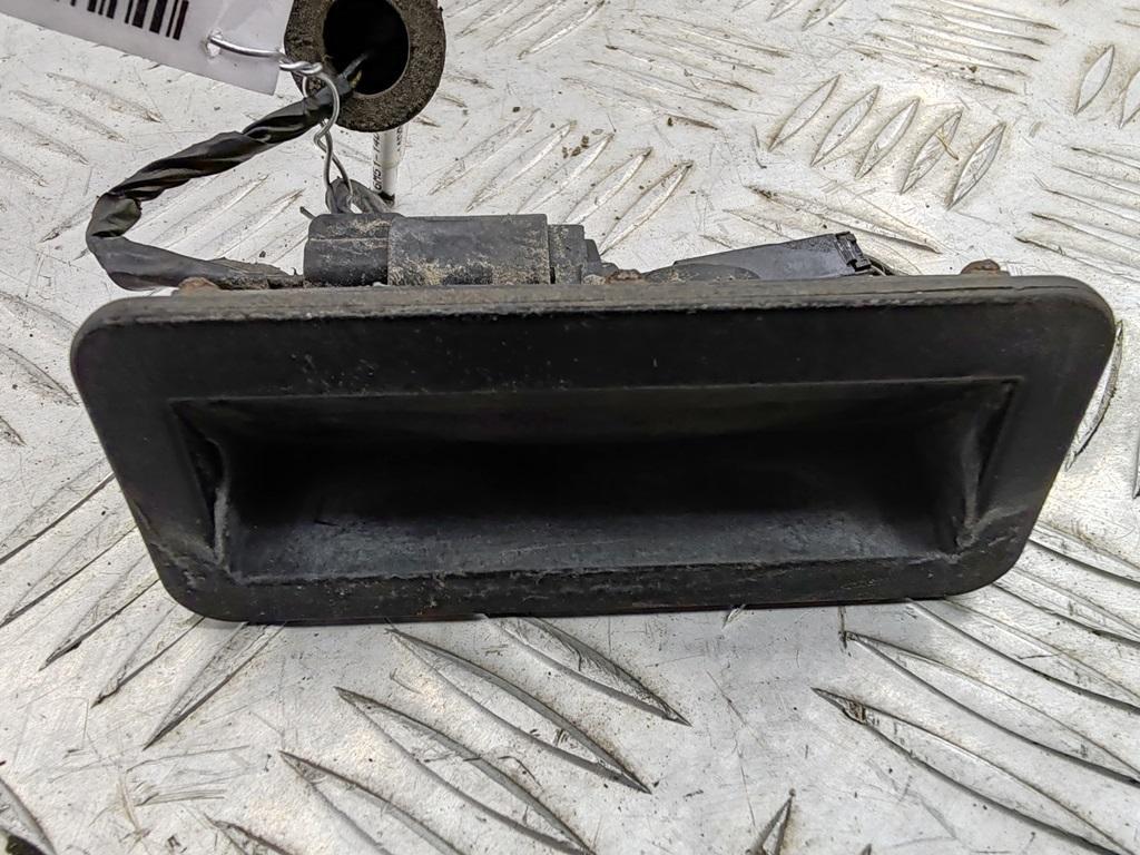 кнопка открытия багажника Ford Focus II 2007, 1.8 л., бензин, МКПП, синий, универсал, 6M5119B514