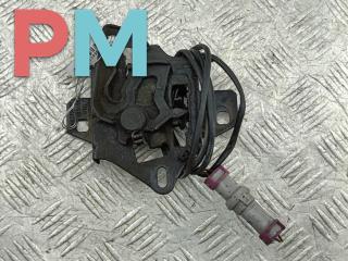 замок капота Volkswagen Passat B5 1998, 1.8 л., бензин, МКПП, серый, универсал, 3B0823509K
