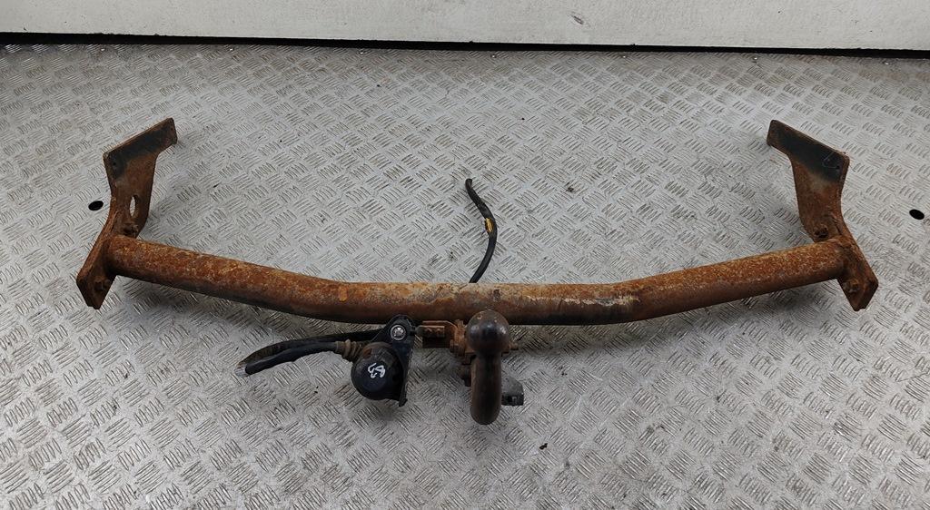 прицепное устройство (фаркоп) Ford Focus II 2006, 1.6 л., i, бензин, МКПП, чёрный, универсал
