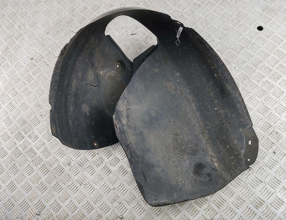 Подкрылок передний правый Volkswagen Passat B6 2007, 2.0 л., дизель, универсал, 3C0805977