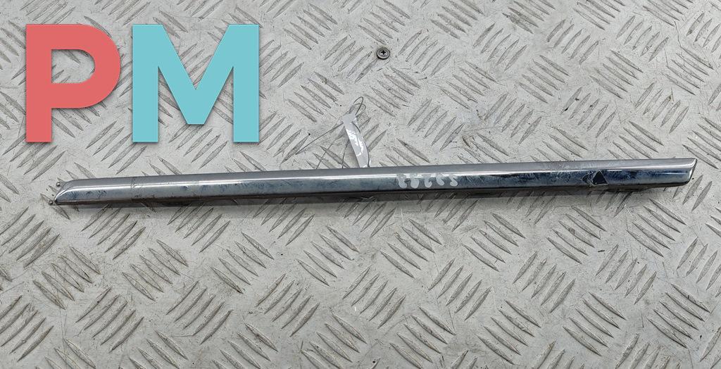 молдинг заднего бампера Volkswagen Passat B6 2005, 2.0 л., бензин, АКПП, чёрный, универсал, 3C9807460A - фото №1