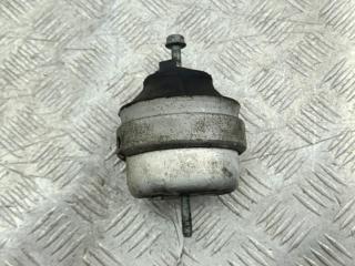 подушка крепления двигателя Volkswagen Passat B5 1997, 2.3 л., бензин, МКПП, зелёный, седан