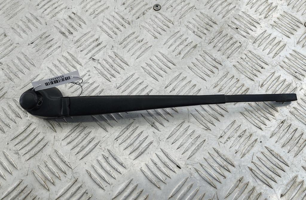 Щеткодержатель (поводок стеклоочистителя) задний Volkswagen Sharan 2004, 2.8 л., бензин, МКПП, чёрный, минивэн, 7M3955707
