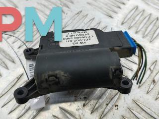 моторчик заслонки печки Volkswagen Passat B6 2007, 2.0 л., дизель, АКПП, чёрный, универсал, 3C1907511