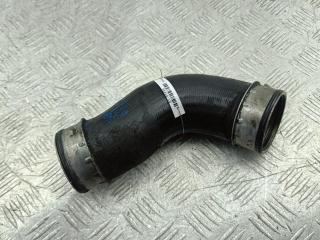 патрубок интеркулера Volkswagen Passat B6 2006, 2.0 л., дизель, МКПП, чёрный, универсал, 1K0145838D
