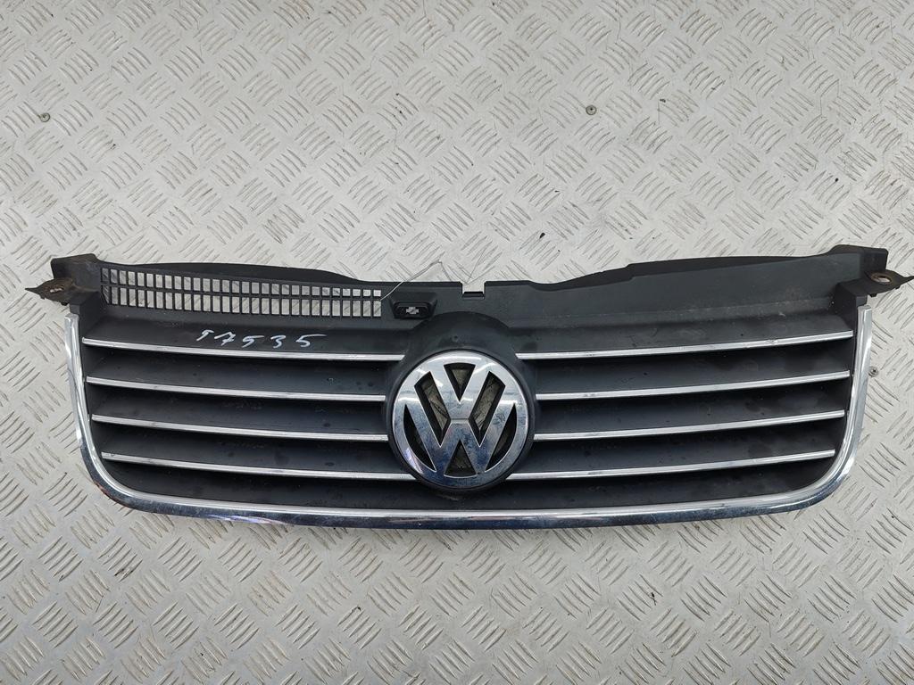 решетка радиатора Volkswagen Passat B5+ (GP) 2003, серый, универсал, 3B0853651L