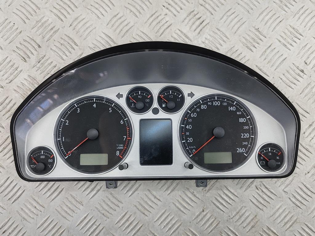 приборная панель Volkswagen Sharan 2004, 1.8 л., бензин, МКПП, чёрный, минивэн, 7M3920820P