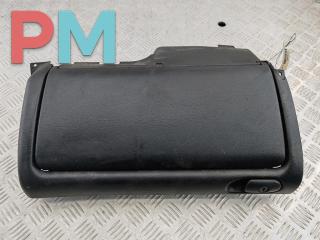 бардачок Volkswagen Vento 1 поколение 1997, 1.6 л., бензин, АКПП, зелёный, седан, 1H1857922B