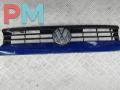решетка радиатора Volkswagen Golf 3 поколение 1997, синий, хетчбэк 5 дв., 1H6853653C - фото №3