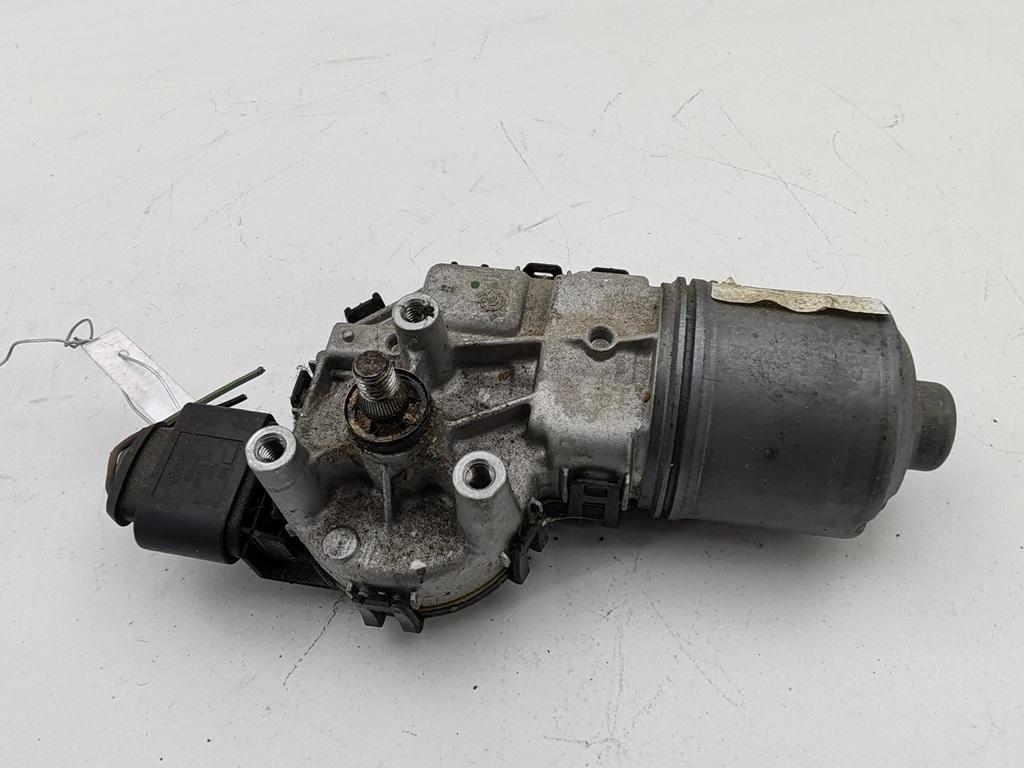 моторчик передних стеклоочистителей (дворников) Volkswagen Passat B5+ (GP) 2003, 1.8 л., бензин, АКПП, серый, седан, 3B1955113D