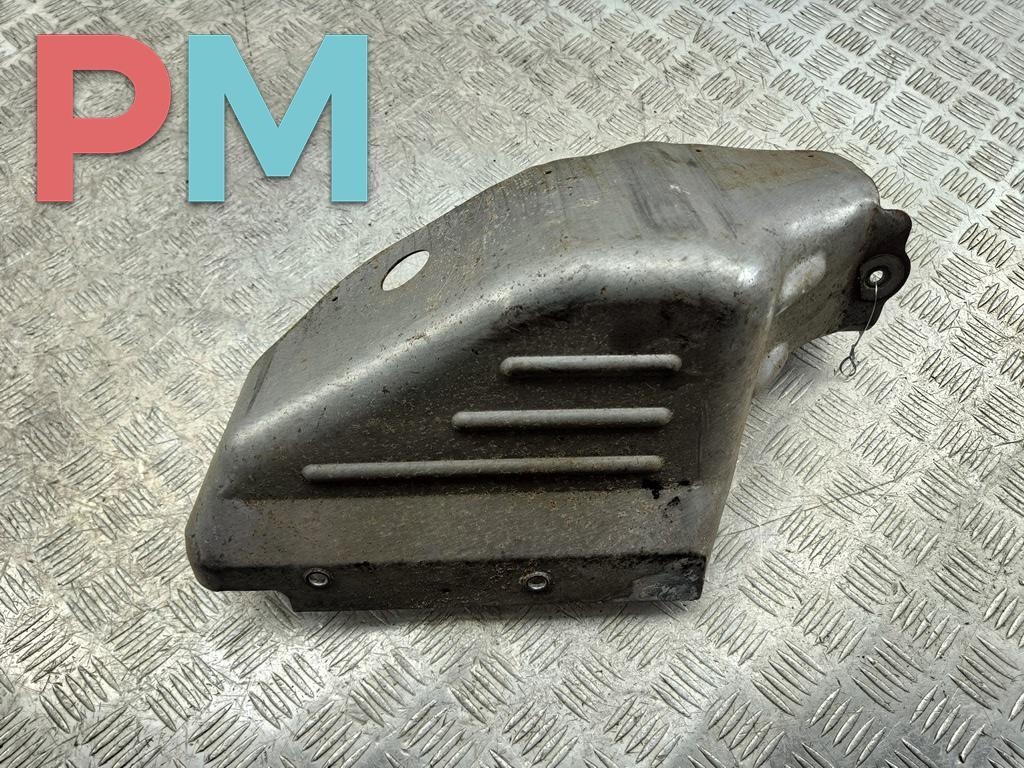тепловой экран глушителя Volkswagen Passat B5 1997, 2.3 л., бензин, МКПП, зелёный, седан - фото №1