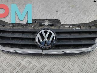 решетка радиатора Volkswagen Touran 1 поколение [рестайлинг] 2006, белый, минивэн, 1T0853651