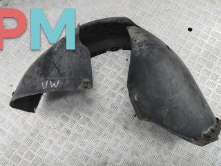 Подкрылок передний правый Volkswagen Golf 5 поколение 2005, 1.4 л., бензин, хетчбэк 5 дв., 1K0805978B