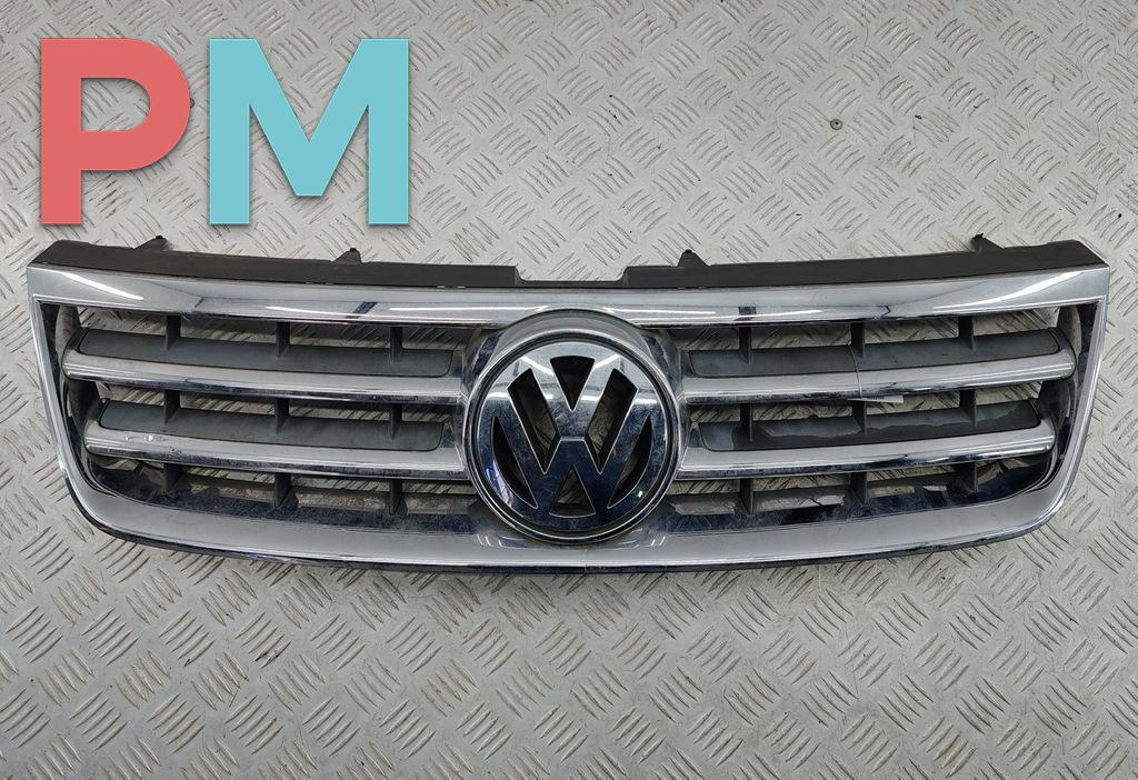 решетка радиатора Volkswagen Touareg 1 поколение 2005, чёрный, внедорожник 5 дв. - фото №1