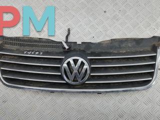 решетка радиатора Volkswagen Passat B5 [рестайлинг] 2001, синий, универсал, 3B0853651