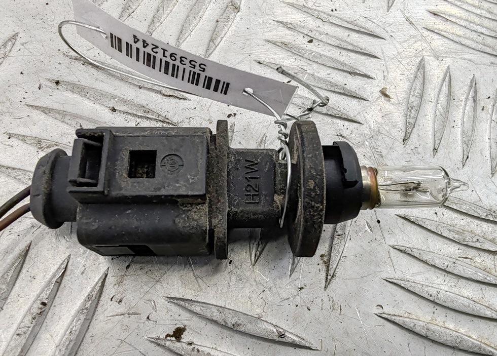Патрон лампы указателя поворота Volkswagen Passat B6 2006, 2.0 л., дизель, МКПП, чёрный, универсал