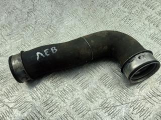 патрубок интеркулера Volkswagen Passat B6 2006, 2.0 л., дизель, МКПП, чёрный, универсал, 1K0145834L
