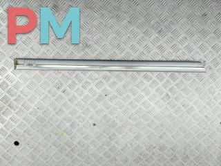 молдинг двери задней правой Volkswagen Phaeton 1 поколение 2005, 3.0 л., дизель, АКПП, серый, седан