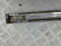 молдинг двери задней правой Volkswagen Phaeton 1 поколение 2005, 3.0 л., дизель, АКПП, серый, седан - фото №5