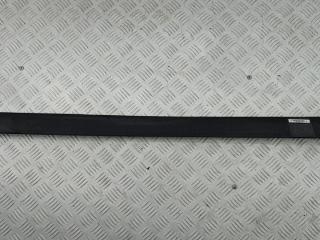 молдинг двери передней левой Volkswagen Passat B4 1995, 1.8 л., бензин, МКПП, красный, универсал, 3A0853515
