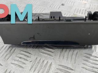 пепельница Volkswagen Passat B6 2005, 2.0 л., дизель, МКПП, серый, универсал, 3C0863284A