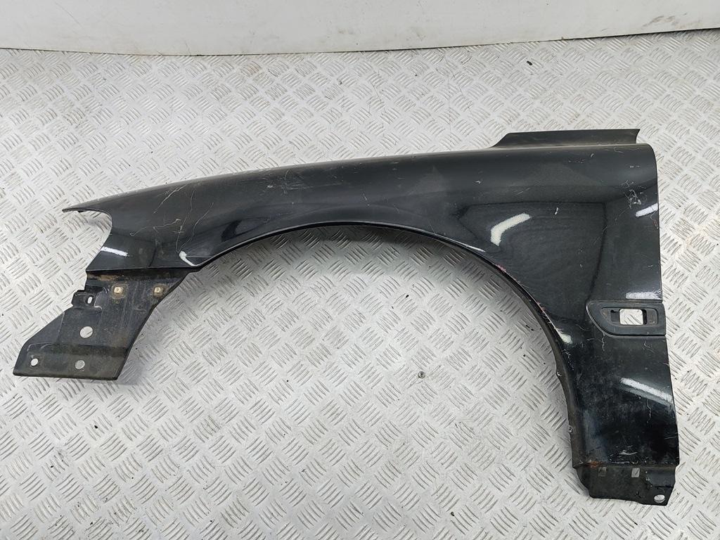 крыло переднее левое Volvo V70 2 поколение 2001, 2.3 л., бензин, АКПП, чёрный, универсал - фото №1