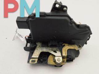 замок двери передней левой Volkswagen Passat B5 1999, 1.9 л., дизель, МКПП, синий, универсал, 3B1837015