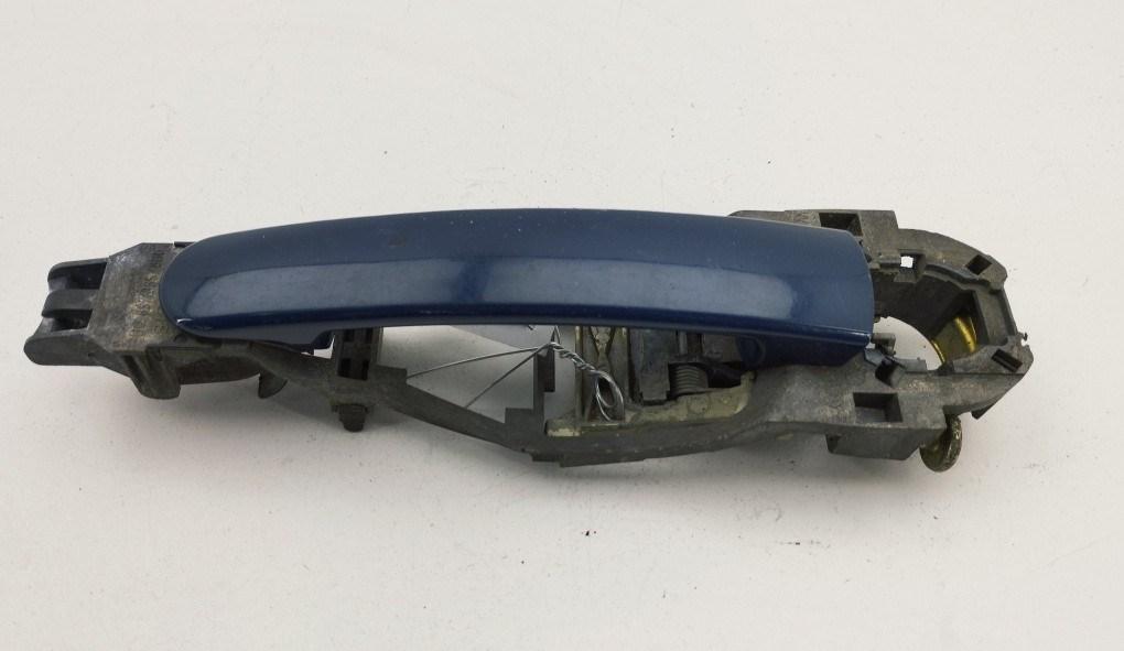 ручка наружная передняя левая Volkswagen Passat B5 1999, 1.9 л., дизель, МКПП, синий, универсал, 3B0837885