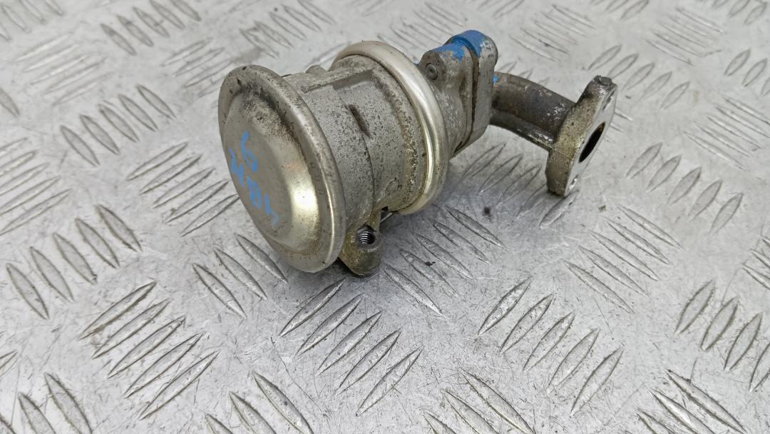 Клапан EGR бензиновый Audi A6 4F/C6 2005, 2.4 л., бензин, МКПП, седан, 72277814, 06E131101A - фото №1