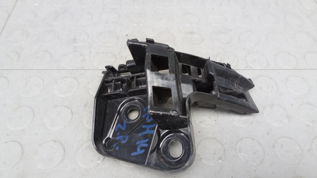 Крепление бампера заднего Volkswagen T-Roc 1 поколение 2020, 1.5 л., бензин, АКПП, внедорожник 5 дв. - фото №1