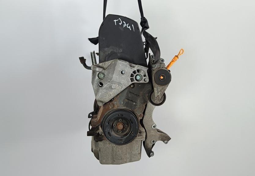 двигатель Skoda Octavia mk1 (A4 1U) 2004, 2.0 л., бензин, МКПП, AZJ