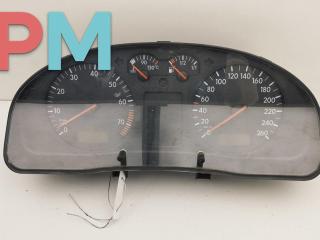 приборная панель Volkswagen Passat B5 1997, 1.8 л., бензин, МКПП, красный, универсал, 3B0919861B