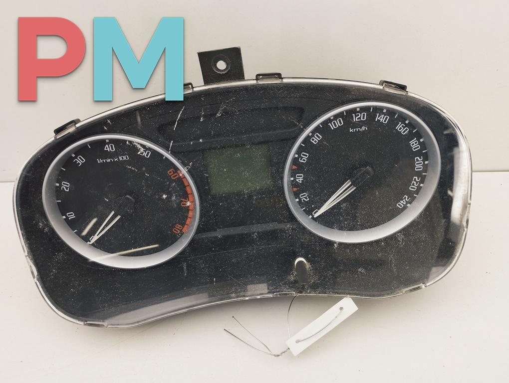 приборная панель Skoda Fabia 2 поколение (5J) 2009, 1.4 л., бензин, МКПП, серый, универсал, 5J0920811B - фото №1