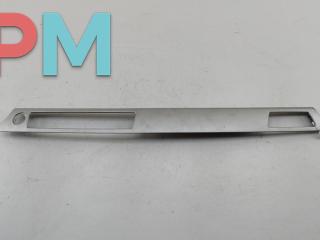 накладка на торпедо (консоль) BMW 3 серия E90/E91/E92/E93 [рестайлинг] 2008, 2.0 л., бензин, МКПП, серый, универсал, 7132845
