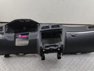 панель передняя салона (торпедо) Volvo V70 2001, 2.3 л., бензин, АКПП, чёрный, универсал